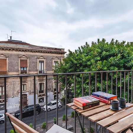 Ursino Apartment With Balcony By Wonderful Italy كاتانيا المظهر الخارجي الصورة